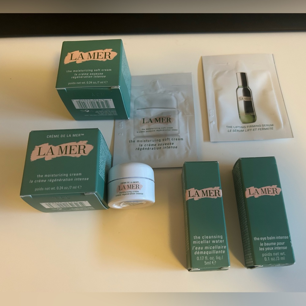 La Mer Green and White Mini Skincare Set